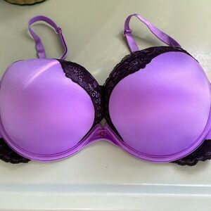 Victoria’s Secret Very Sexy Push-Up Bra Size 36DD Purple w/Black Lace Trim